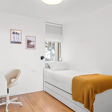 דירה Stylish With Stunning Views & Parking